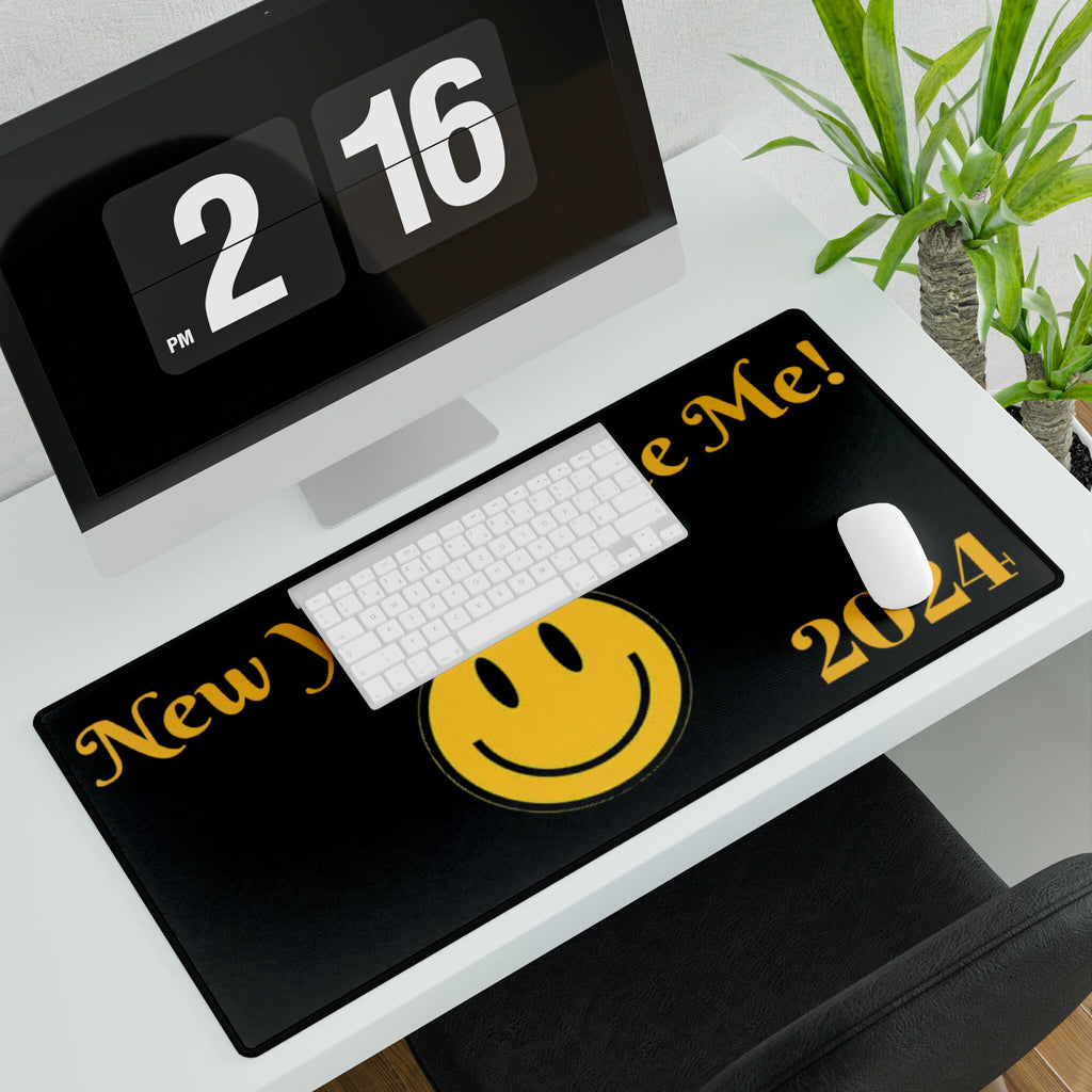2024 Smiley Face Mouse Pad: 'New Year, Same Me' Desk Mat